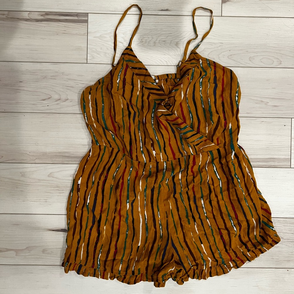 Romper - Picture 2 of 2